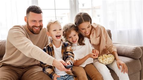 50+ of the best movie ideas for family movie night – Playful Notes