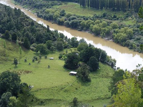 THE KIWI KRONICLES: Day 159 Wanganui, Wanganui River Road, Ohakune