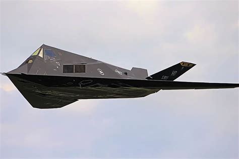 Lockheed Martin F-117 Nighthawk - Price, Specs, Photo Gallery, History - Aero Corner