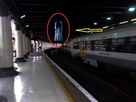 5 Ghost underground stations - 5 Most Haunted London Underground ...