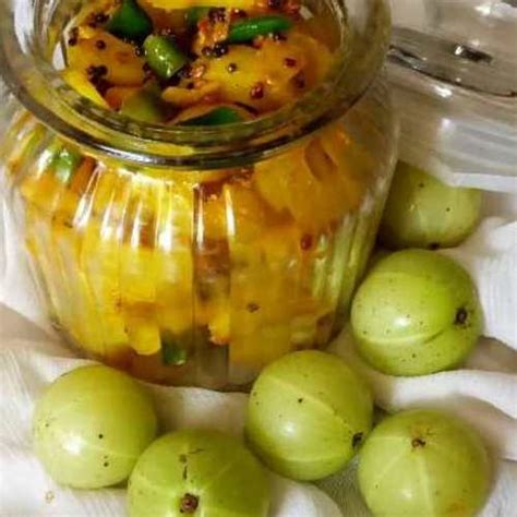 Buy Amla Pickles (250 gms) - Fresh & Authentic Taste