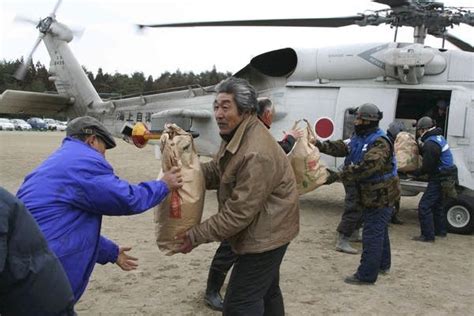 A week after quake, Japan's leader vows to rebuild | MPR News