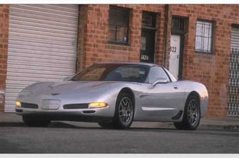 2004 Chevrolet Corvette Review & Ratings | Edmunds