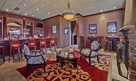 HOLIDAY INN & SUITES MADISON WEST, AN IHG HOTEL $114 ($̶1̶5̶0̶ ...