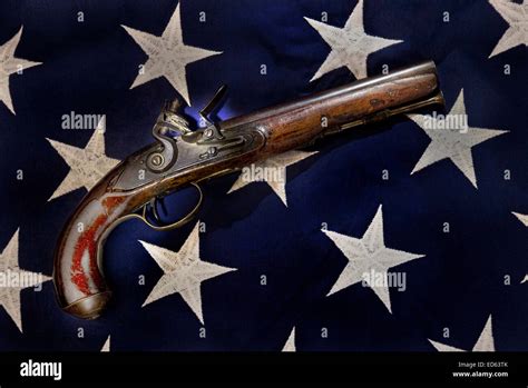 Antique flintlock pistol made in the late 1700's Stock Photo - Alamy