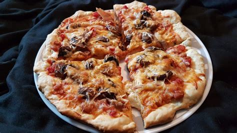 No-Yeast Pizza Crust Recipe