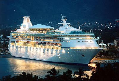 RCCL - Vision Of The Seas | Gallery Cruise