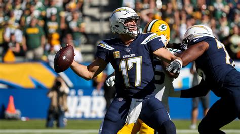 Photos: Chargers vs. Packers In-Game