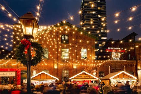 It's your last weekend to get into the Toronto Christmas Market for ...