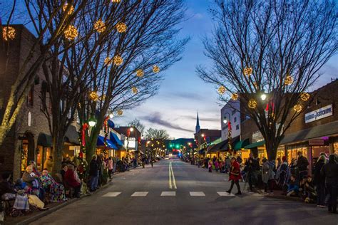 Best things to do in Waynesville NC at Christmas