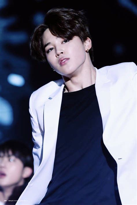 [[MORE]] that bowl haircut tho Dark haired Jimin... - Genius Vee is non ...