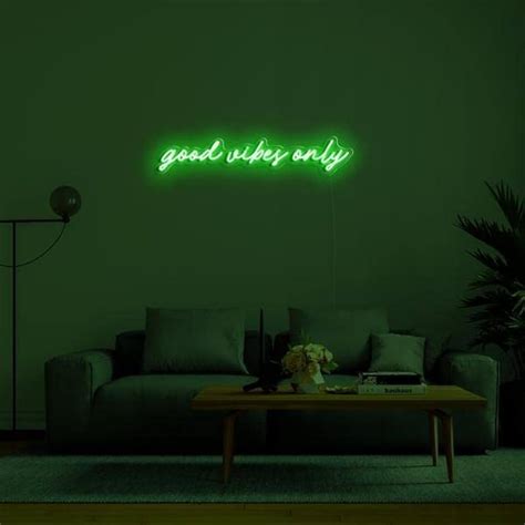 20+ mẫu room decor neon lights Cho một không gian sống tối giản và sáng tạo