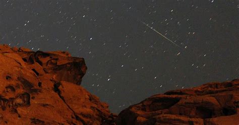 How to See the Christmas Comet This Holiday Season