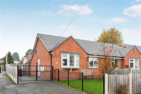 2 bed bungalow for sale in Skeavingtons Lane, Ilkeston, Derbyshire DE7 - Zoopla