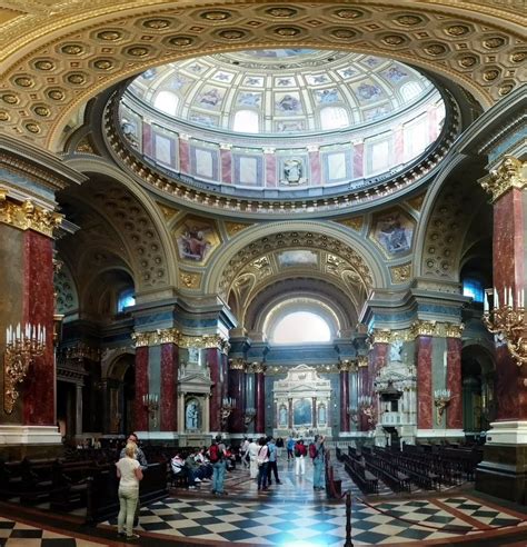 St. Stephen's Basilica - Budapest Guide