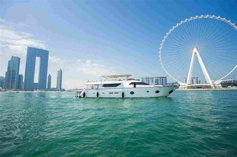 Super Yacht Sunset Cruise Marina Dinner 199 AED PER PERSON - Dubaidhowtour