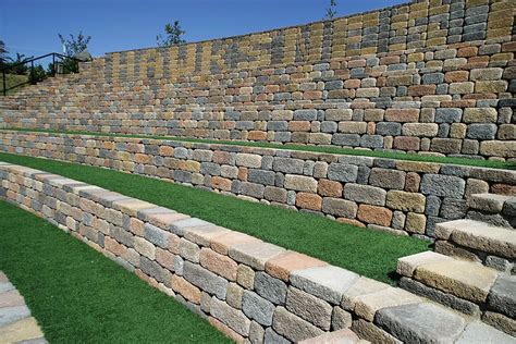 Get Inspired | Keystone Retaining Wall Systems Photo Gallery | Keystone retaining wall ...