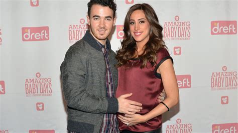 Kevin Jonas and wife Danielle welcome baby girl - TODAY.com