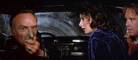 Criterion Review: BLUE VELVET (1986) - Cinapse