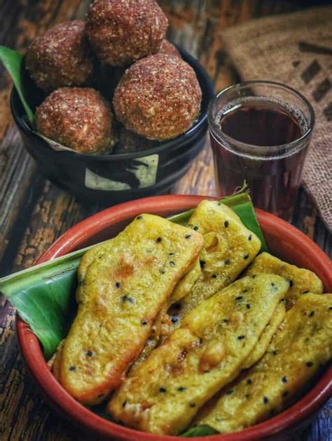 Crispy Banana Fritters Or Pazham Pori: The Perfect Tea Time Snack