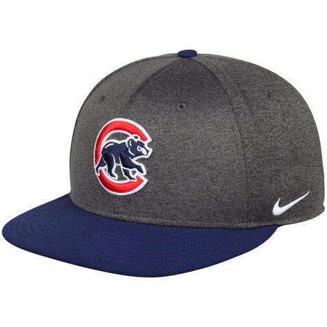 Nike Chicago Cubs Heathered Gray True Adjustable Snapback Hat