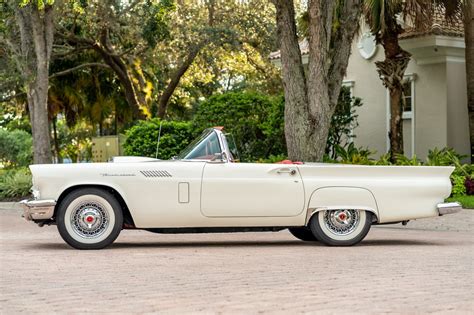 1957 Ford Thunderbird E-Code | Ford Thunderbird forum club group 1955 ...