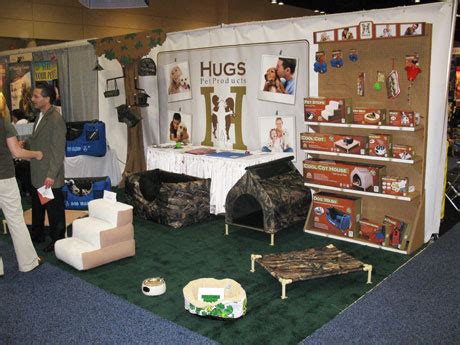 Davison products & pet inventions get kudos and “Hugs” at huge Pet Expo ...