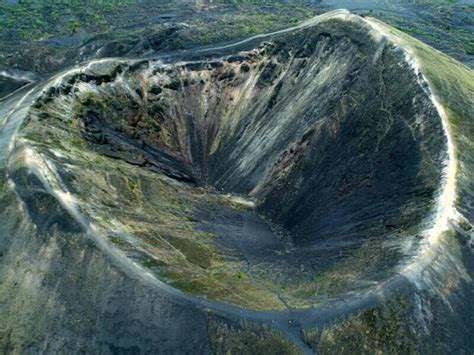 Volcán Paricutín. Michoacán Méx. | Wonders of the world, Natural wonders, Parícutin volcano