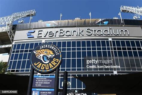 144,417 Jacksonville Stadium Stock Photos, High-Res Pictures, and ...