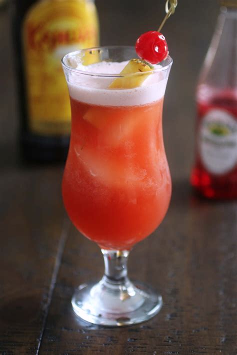 Bahama Mama - Traditional Bahamian Cocktail | 196 flavors