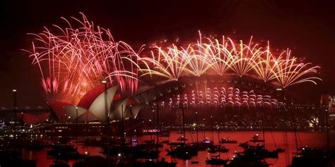 New Year Celebrations: Incredible Photos From Australia Fireworks ...