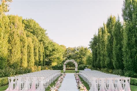 Toronto's Prettiest Outdoor Wedding Ceremony Venues