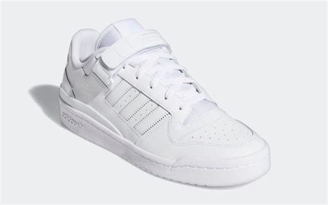 adidas Forum Low Triple White FY7755 Release Date - SBD