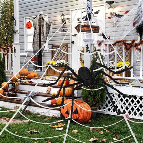 70 Outdoor Halloween Decorations Spooky Halloween Decorations To Buy | parade