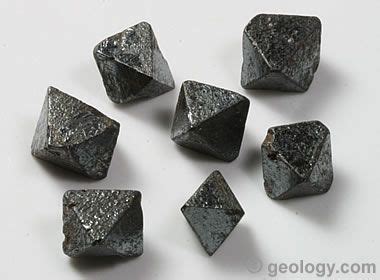 Magnetite & Lodestone | Mineral Photos, Uses, Properties