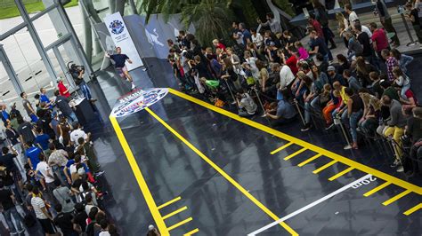 Paper Airplane World Championship - Red Bull Paper Wings 2015 | Paper ...