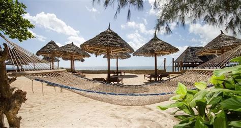 Paradise Beach Hotel Resort | Get the Best Accommodation Deal - Book Self-Catering or Bed and ...