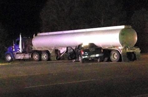 Fuel tanker, pickup truck crash in Bainbridge on Sunday night | Sowega Live