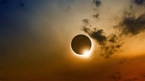 The Last Solar Eclipse to Touch the U.S. Was 38 Years Ago--This Was the ...