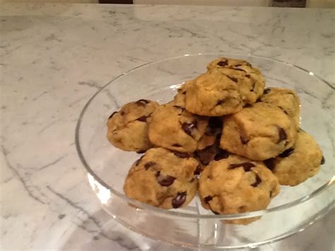 Soft Chocolate Chip Cookies with Stevia - Harlow & Thistle