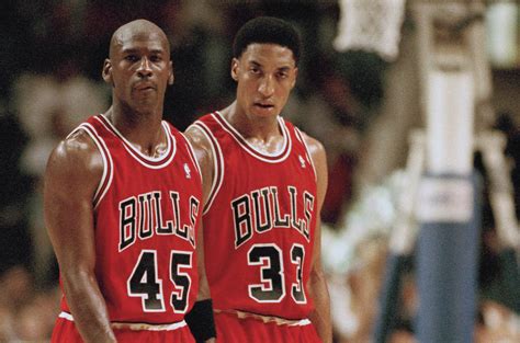 Scottie Pippen in New Book: Michael Jordan and I 'Aren’t Close and ...