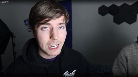 Keep the change: YouTube star MrBeast leaves waitress $10,000 tip for ...