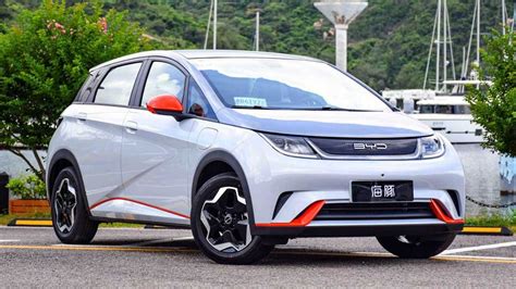 Moderno e acessível, BYD Dolphin é o carro elétrico cotado para o Brasil