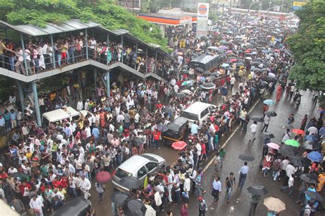 Crowd In Mumbai