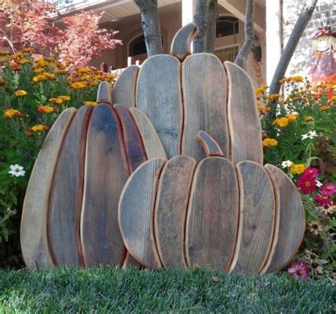 #simplewoodcraftideas | Fall wood crafts, Halloween wood crafts, Fall decor diy