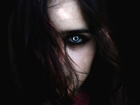 Vampire Eyes Wallpaper and Achtergrond | 1600x1200 | ID:115516