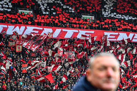 FC Twente krijgt helft minder kaarten voor duel van zondag tegen PSV ...