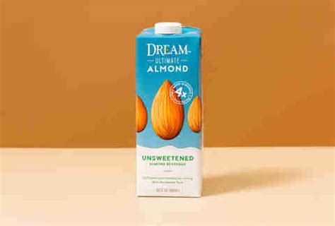 Best Almond Milk Brands, Ranked: Blue Diamond, Silk & More - Thrillist