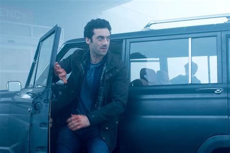 The Mist TV Show Premiere Review: Stephen King Classic Gets an Update | Collider