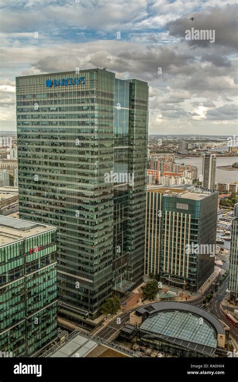 Barclays headquarters hi-res stock photography and images - Alamy